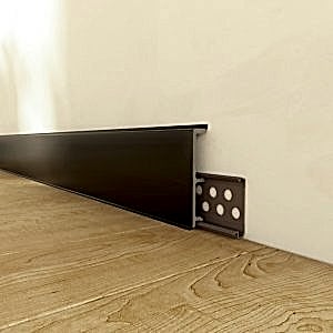 KERMİT KOMPOZİT SÜPÜRGELİK MODERNA 1012031 SİYAH